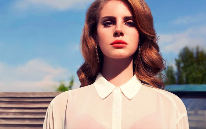 Lana Del Rey: Unhealthy? or Empowering?